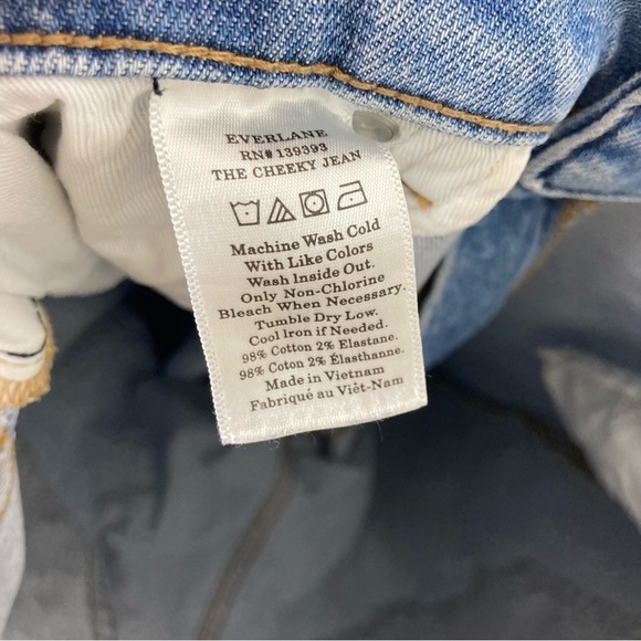 Everlane The Cheeky Jean 32 Tall - Picture 4 of 9